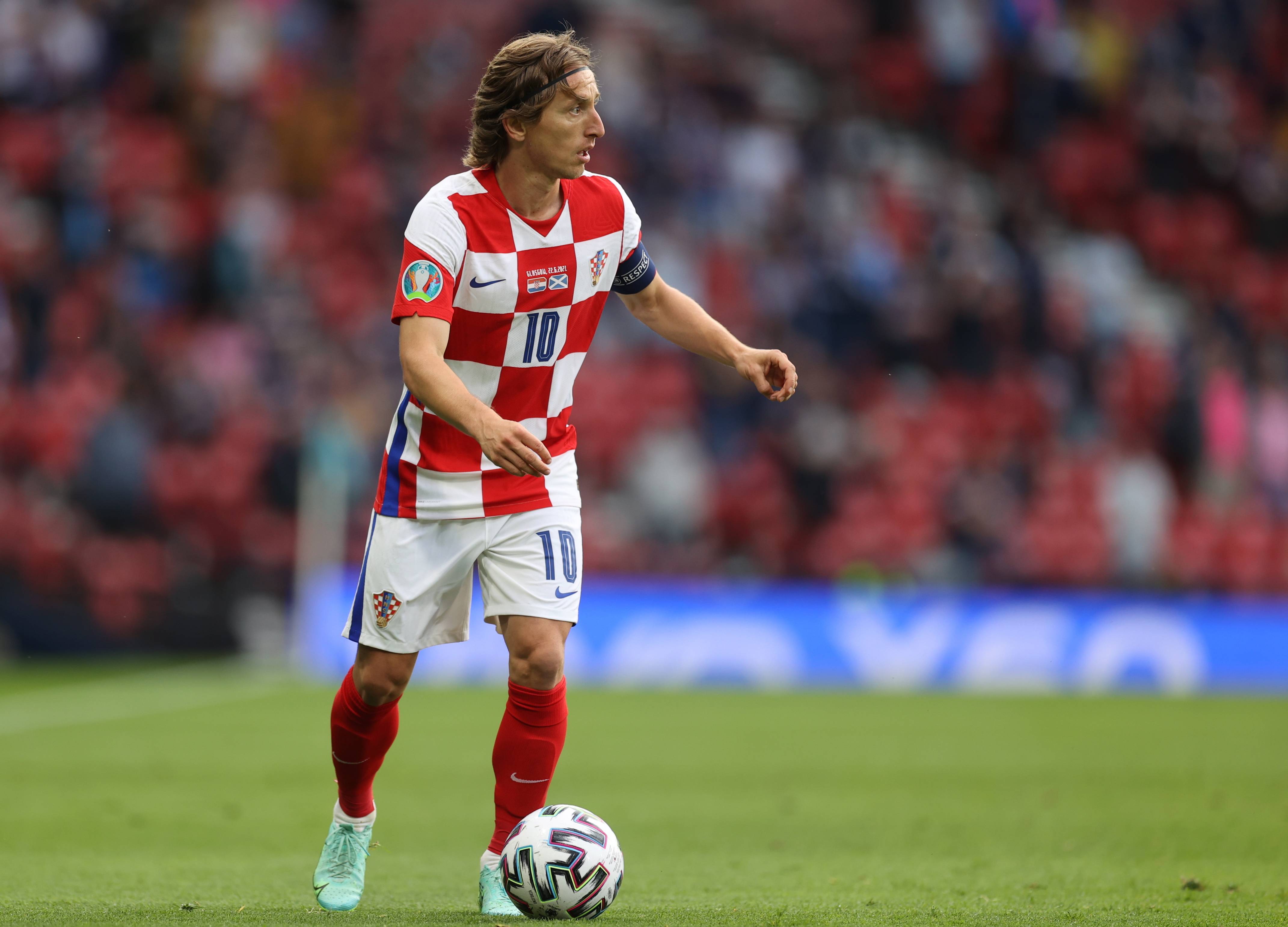 NBA西部最新排名：湖人重返第四 快船反超勇士升第六 太阳结束4连胜